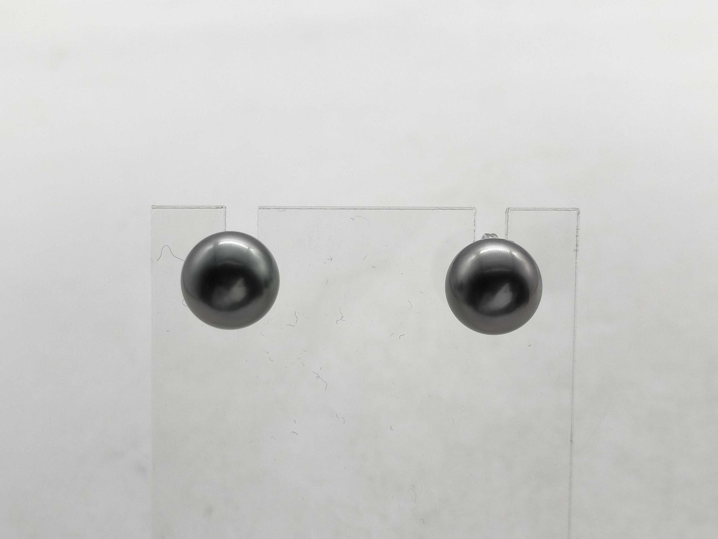 MIKIMOTO Black Pearl Earrings, Diameter 9.7mm, 750g, 4.2g 