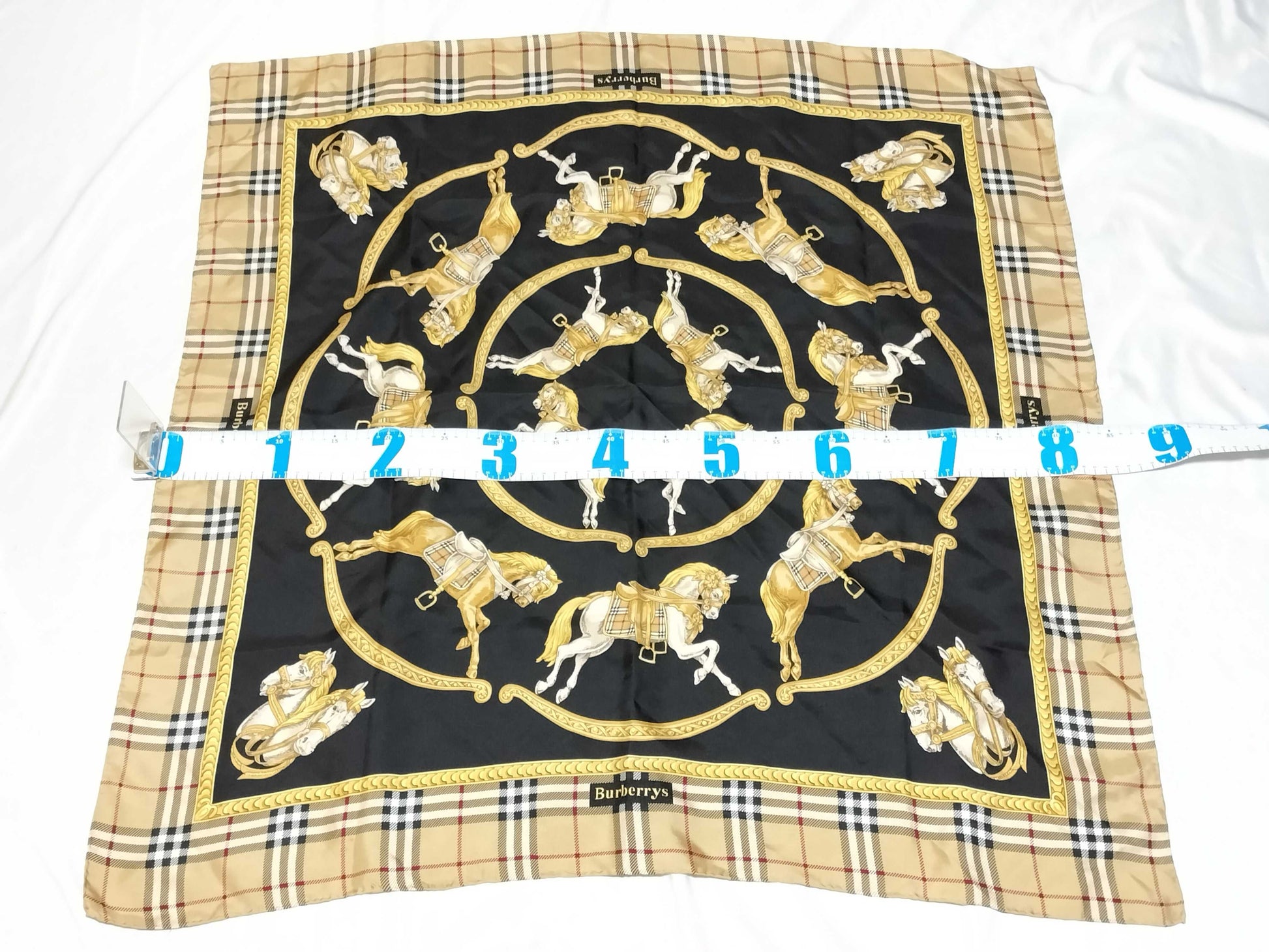 Burberrys Burberry Check Black Scarf