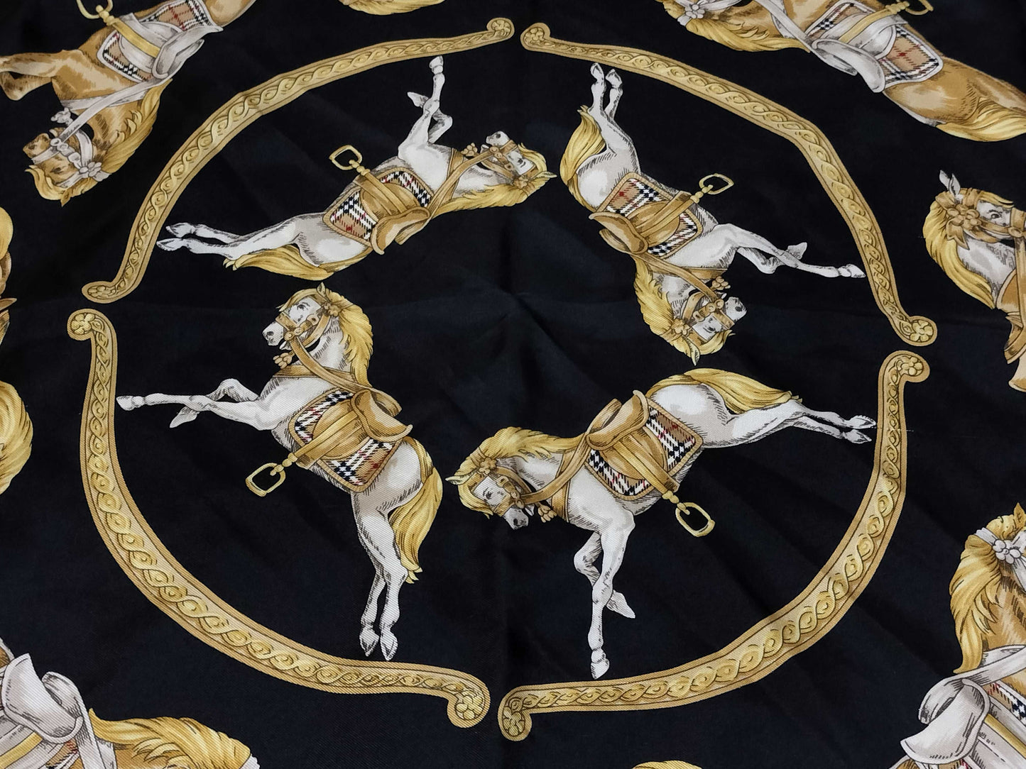 Burberrys Burberry Check Black Scarf