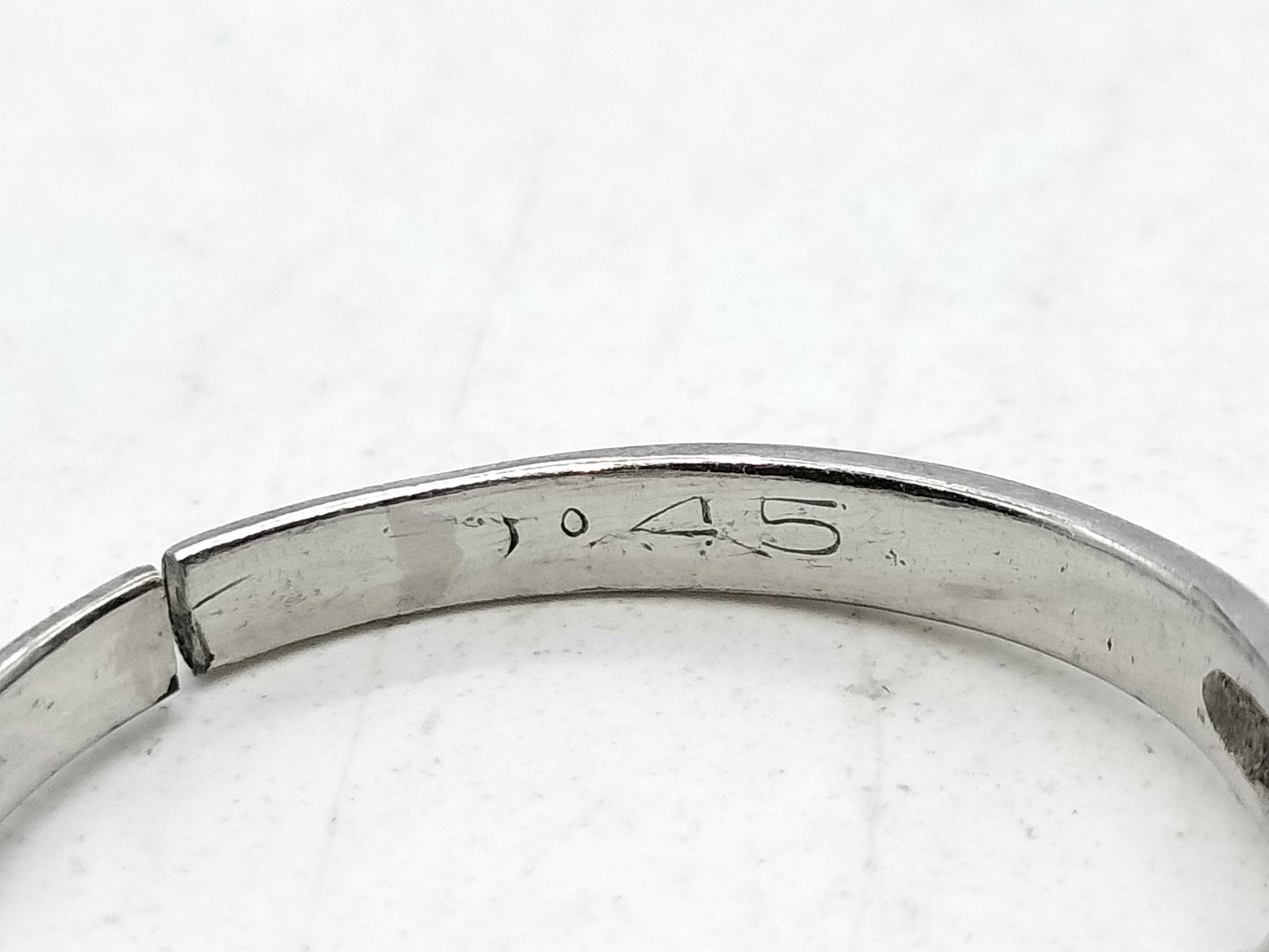 D0.45ct Pm850 3.5g Ring 