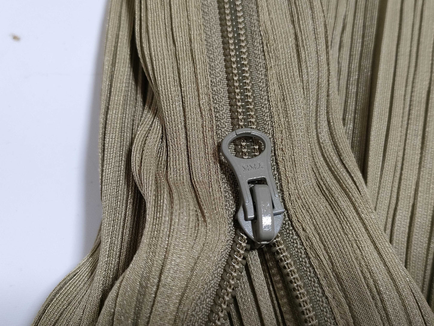 ISSEY MIYAKE □Issey Miyake pleated skirt and pants