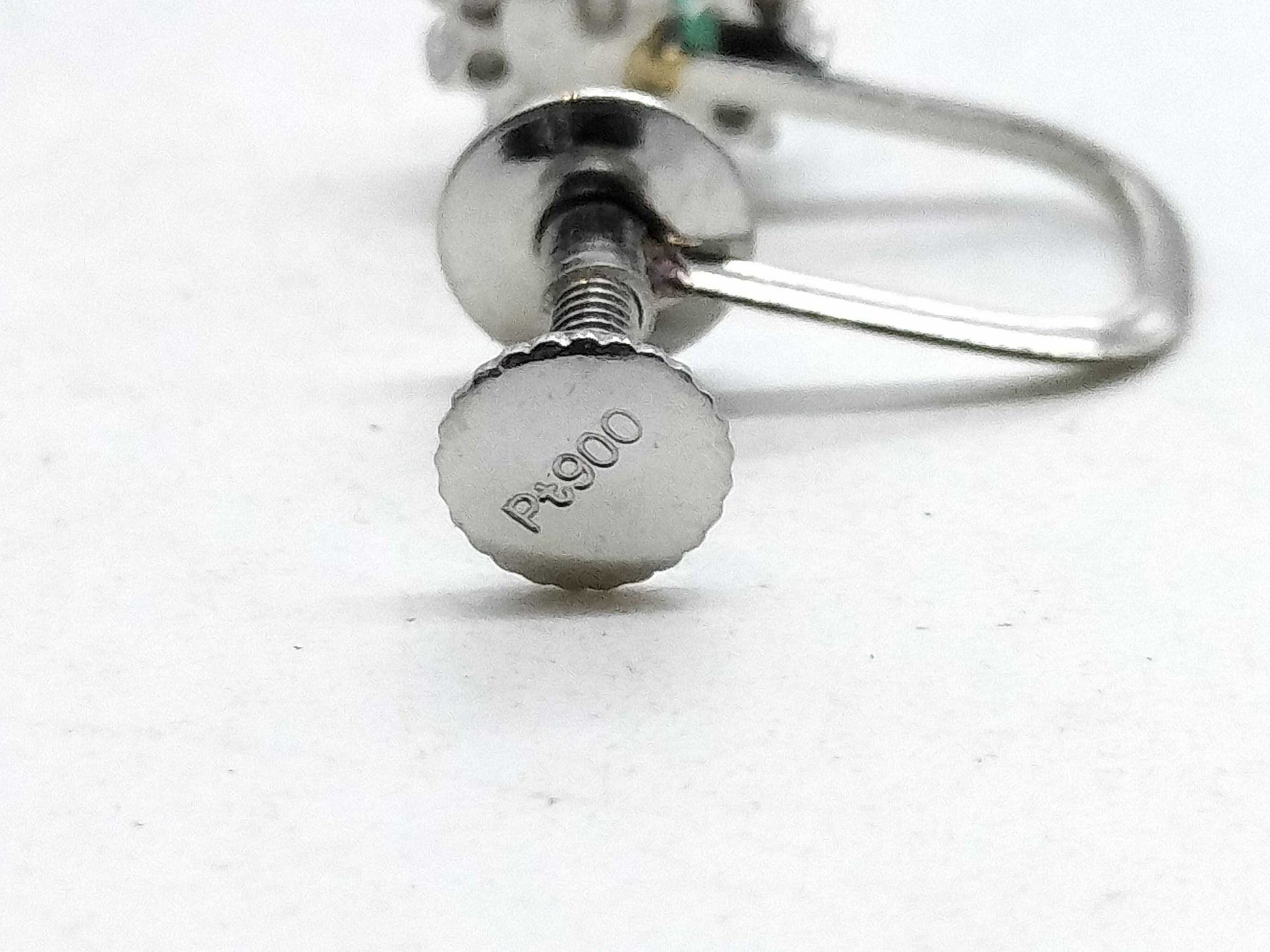 Emerald and Diamond Pt900 1.2g 