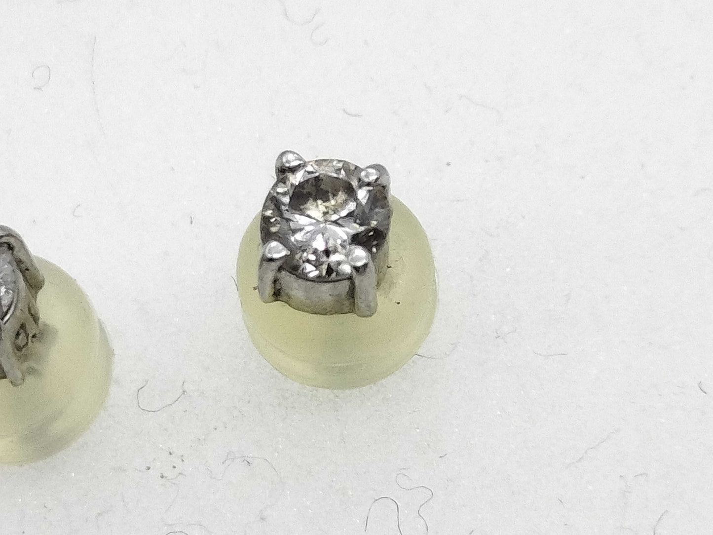 D0.17ct/0.14ct Pt900 0.8g Earrings 