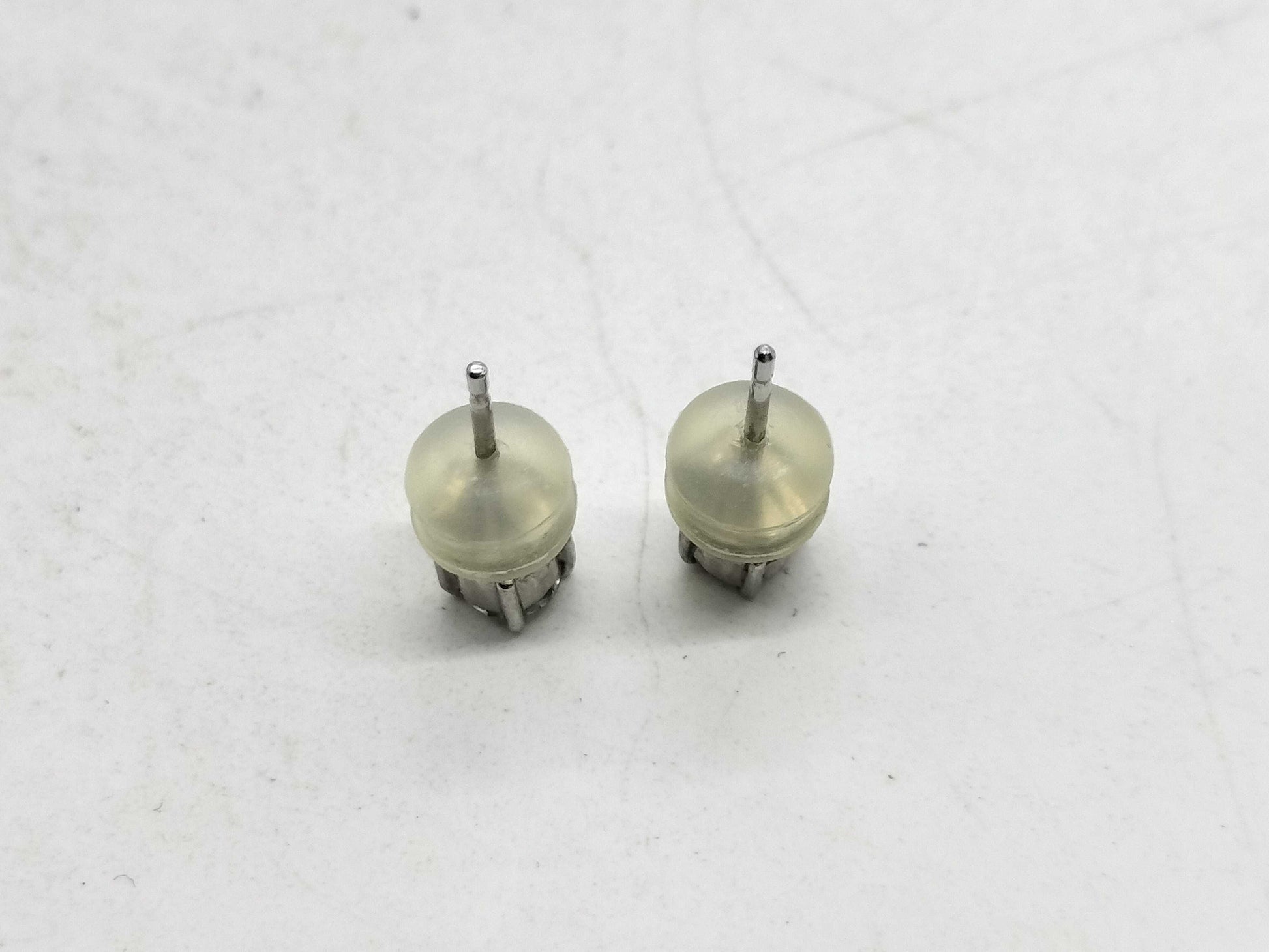 D0.17ct/0.14ct Pt900 0.8g Earrings 