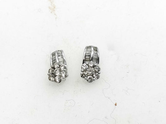 D0.24ct K18WG 1.4g Earrings 
