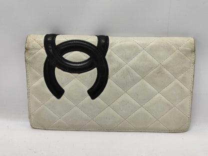 CHANEL Cambon wallet