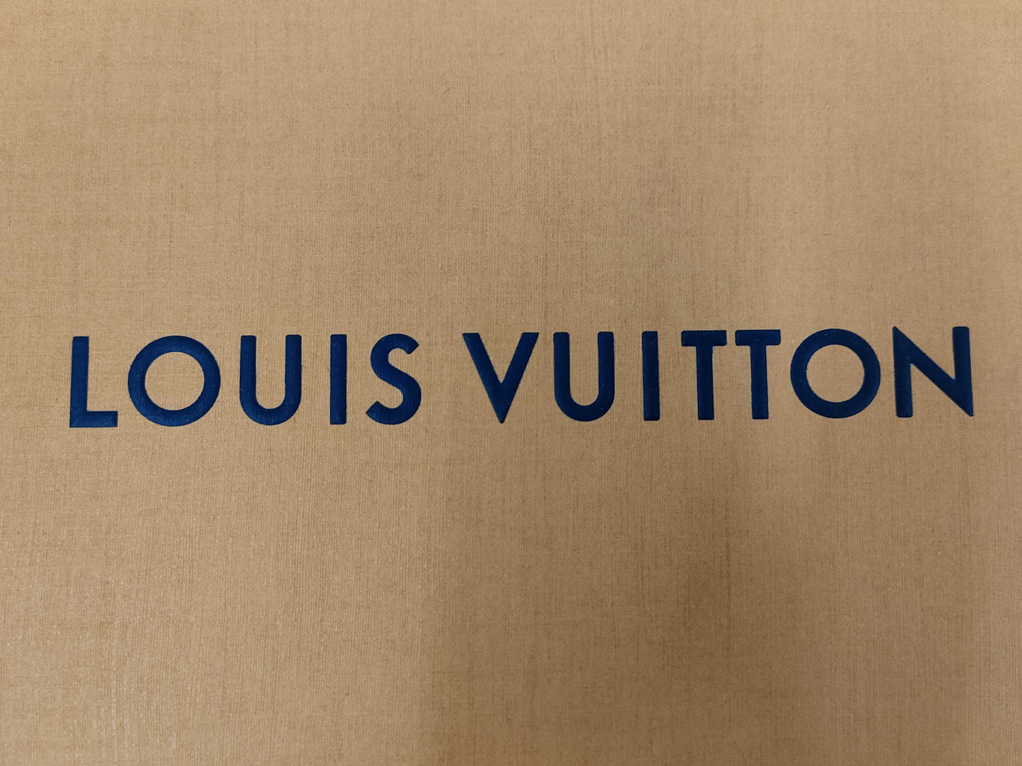 LOUIS VUITTON Hermès Dust Bag/Empty Box/Shopper. Empty Brand Boxes. Empty Brand Boxes.