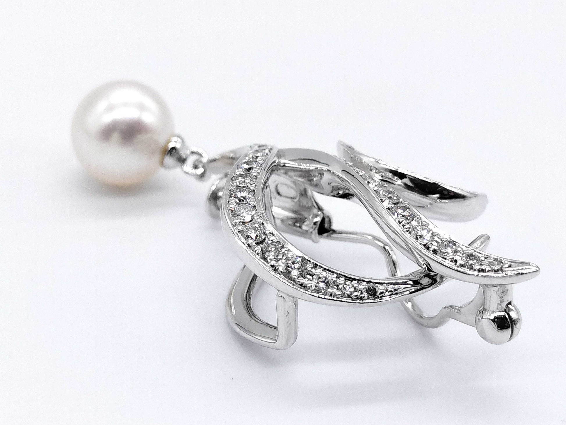 POLA Akoya Pearl, Diameter: Approx. 8.0mm, D0.41ct, 750, 6.5g, Brooch 