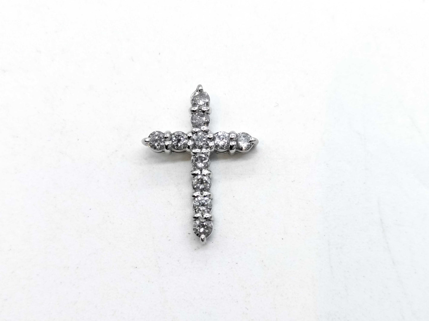 D0.50ct Pt900 1.7g Pendant Top 
