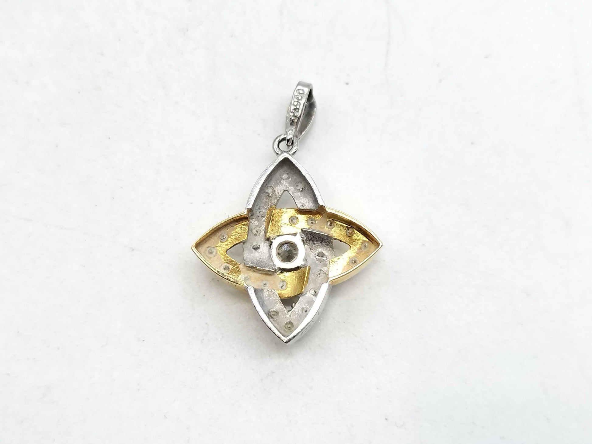 D0.132ct/0.243ct Pt900/K18 2.6g Pendant Top 