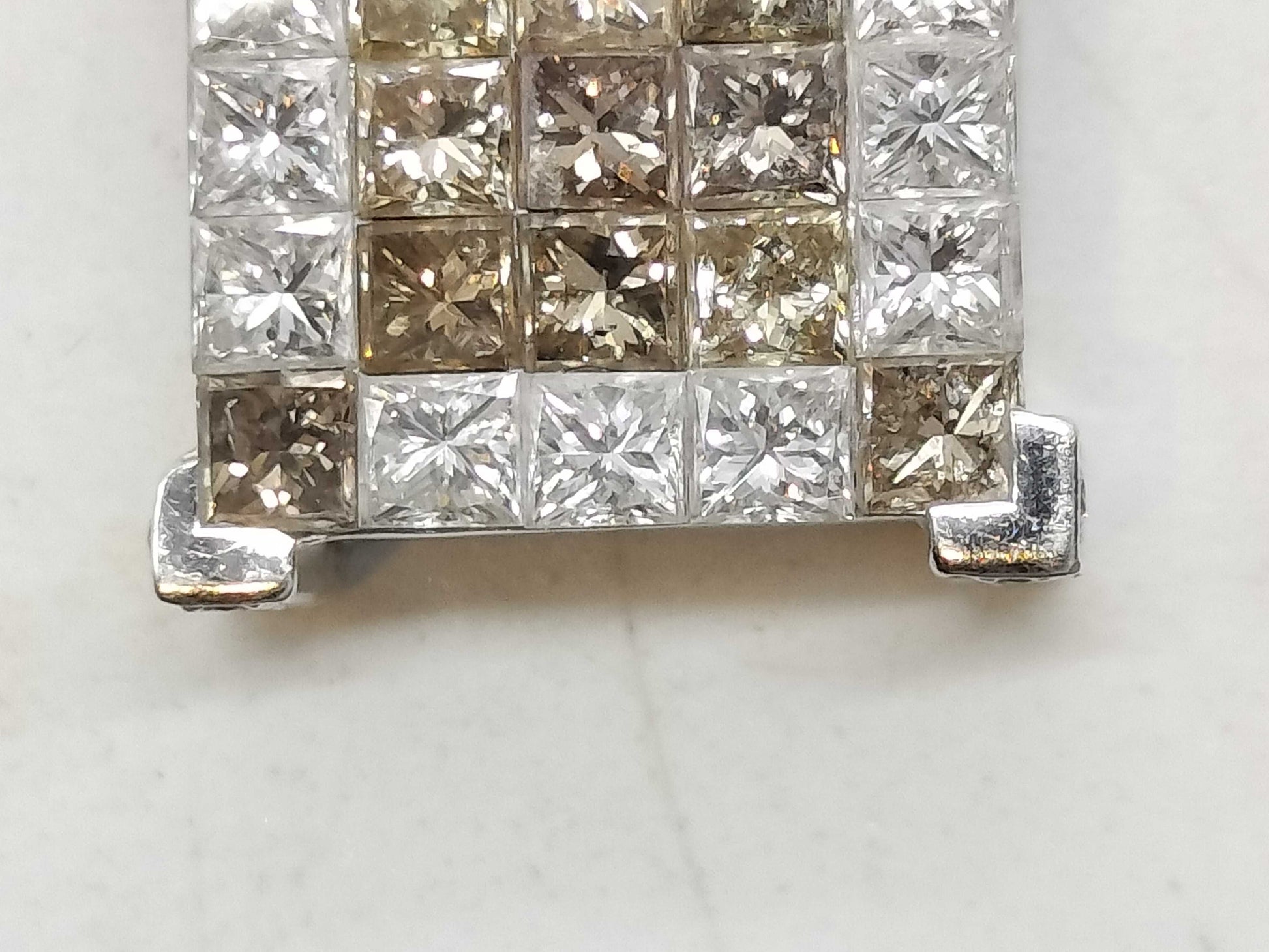 BD 0.70ct D 0.67ct 750 2.2g Pendant Top 