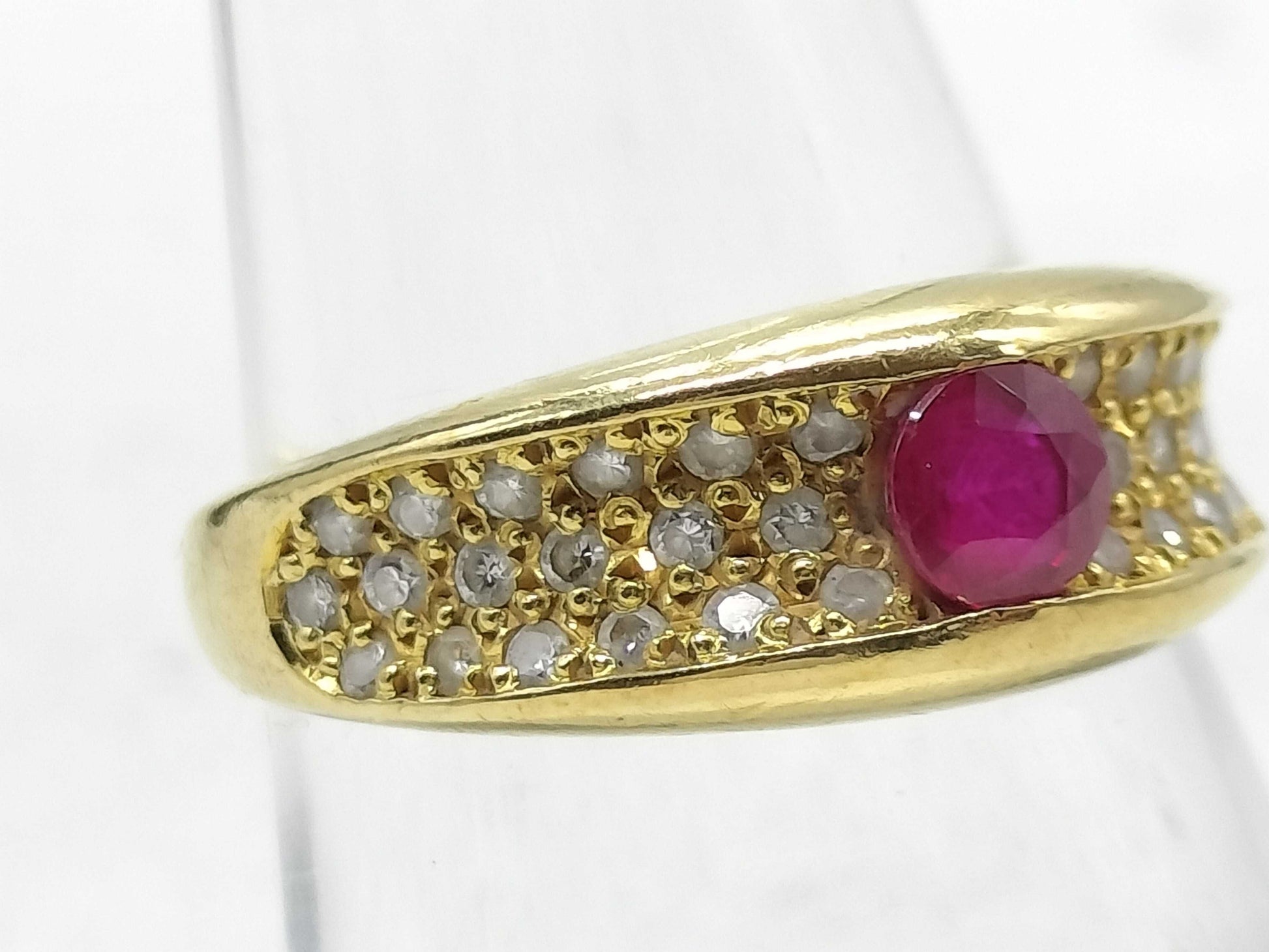 Ruby and Diamond 18K Gold Ring, 4.4g 
