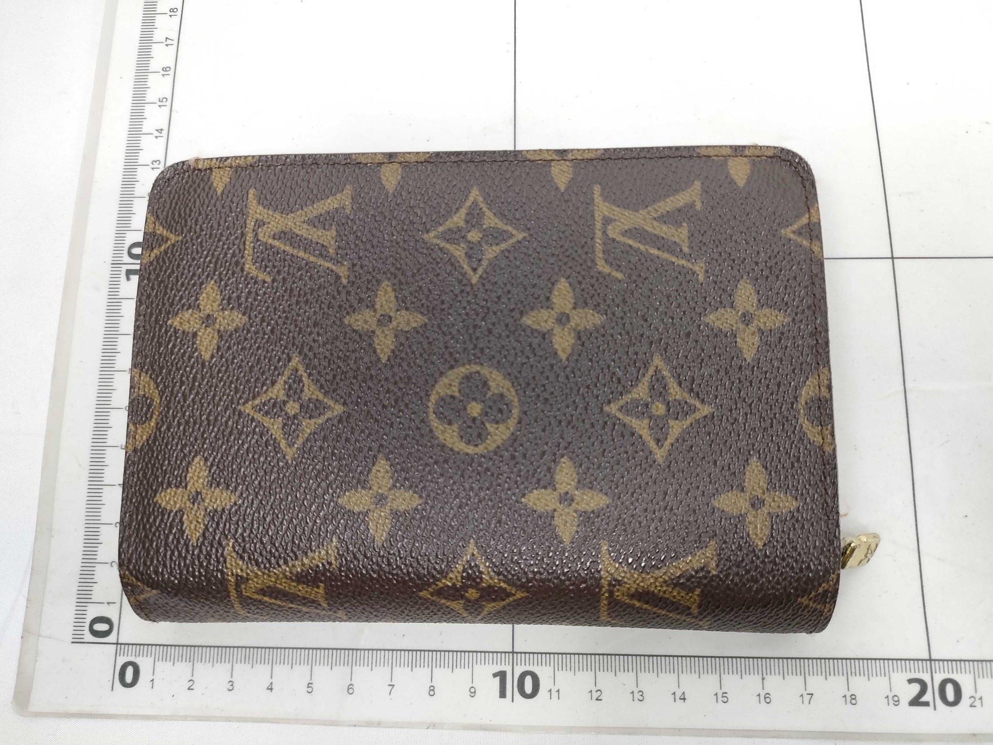 LOUIS VUITTON Monogram Porto Papie Zip Bi-Fold Wallet M61207 Wallet