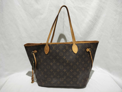 LOUIS VUITTON Monogram Neverful MM Tote Bag
