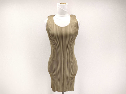 PLEATS PLEASE sleeveless dress