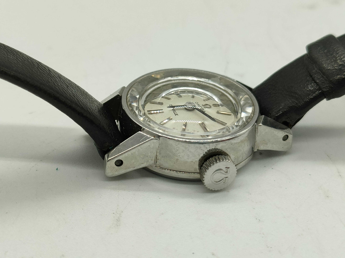 OMEGA Devil Cut Glass Women's Watch