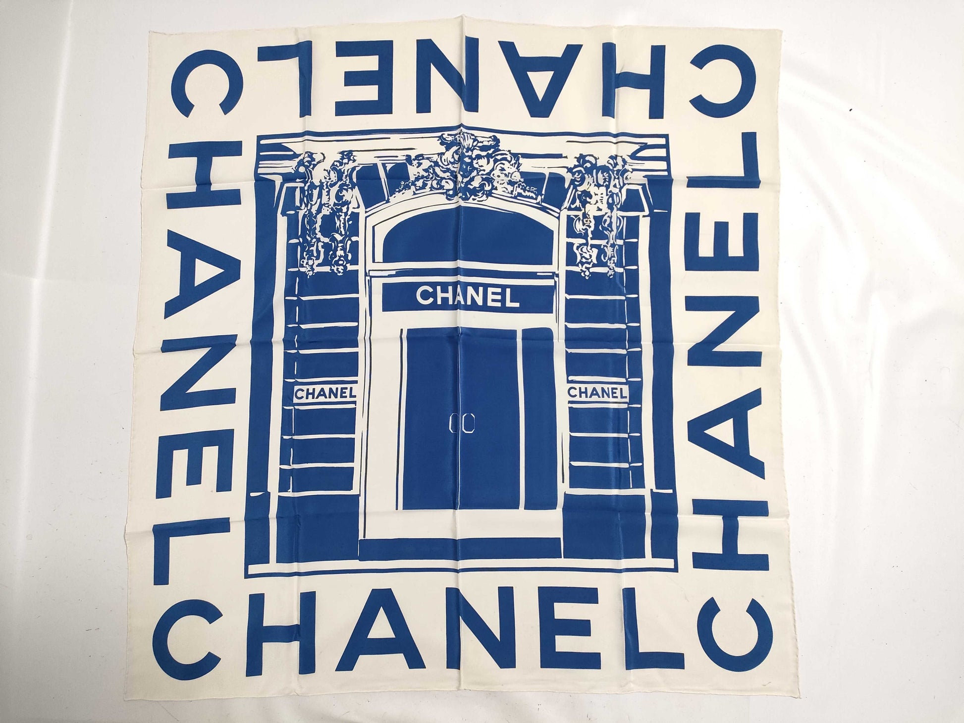 CHANEL scarf