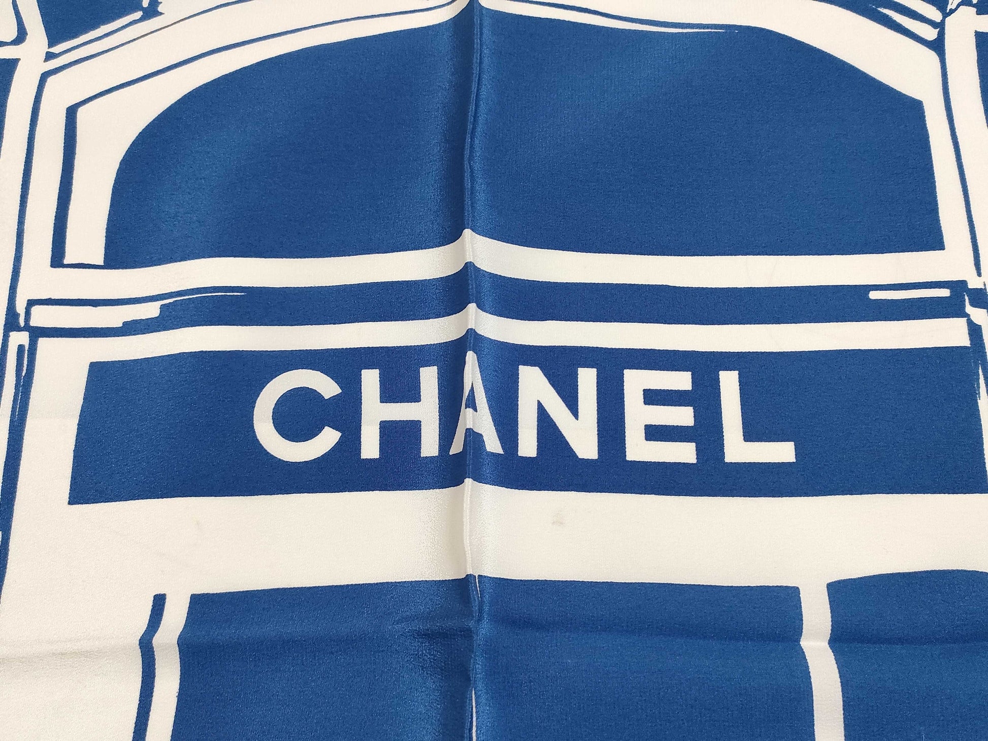CHANEL scarf