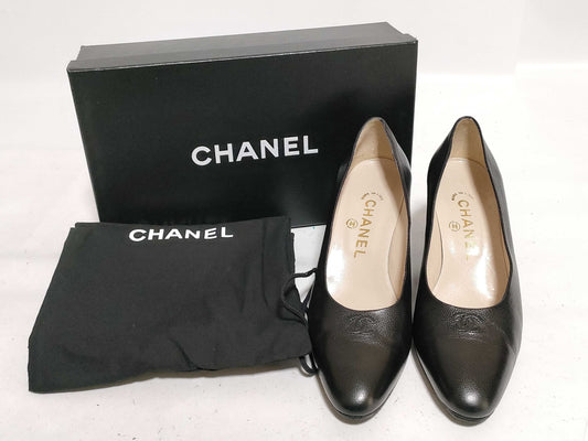 CHANEL Caviar Skin Pumps
