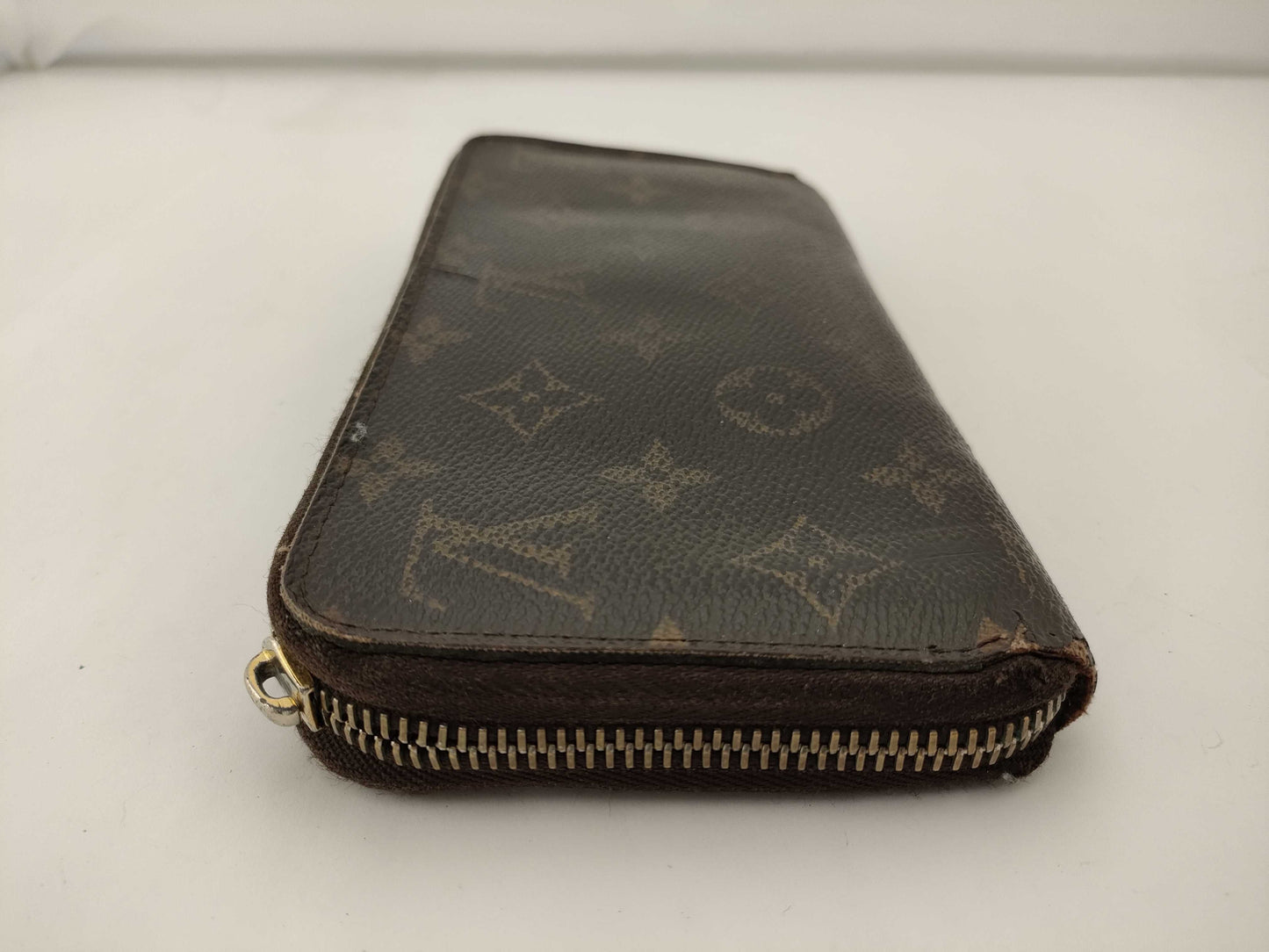 LOUIS VUITTON Monogram Zippy Wallet Wallet
