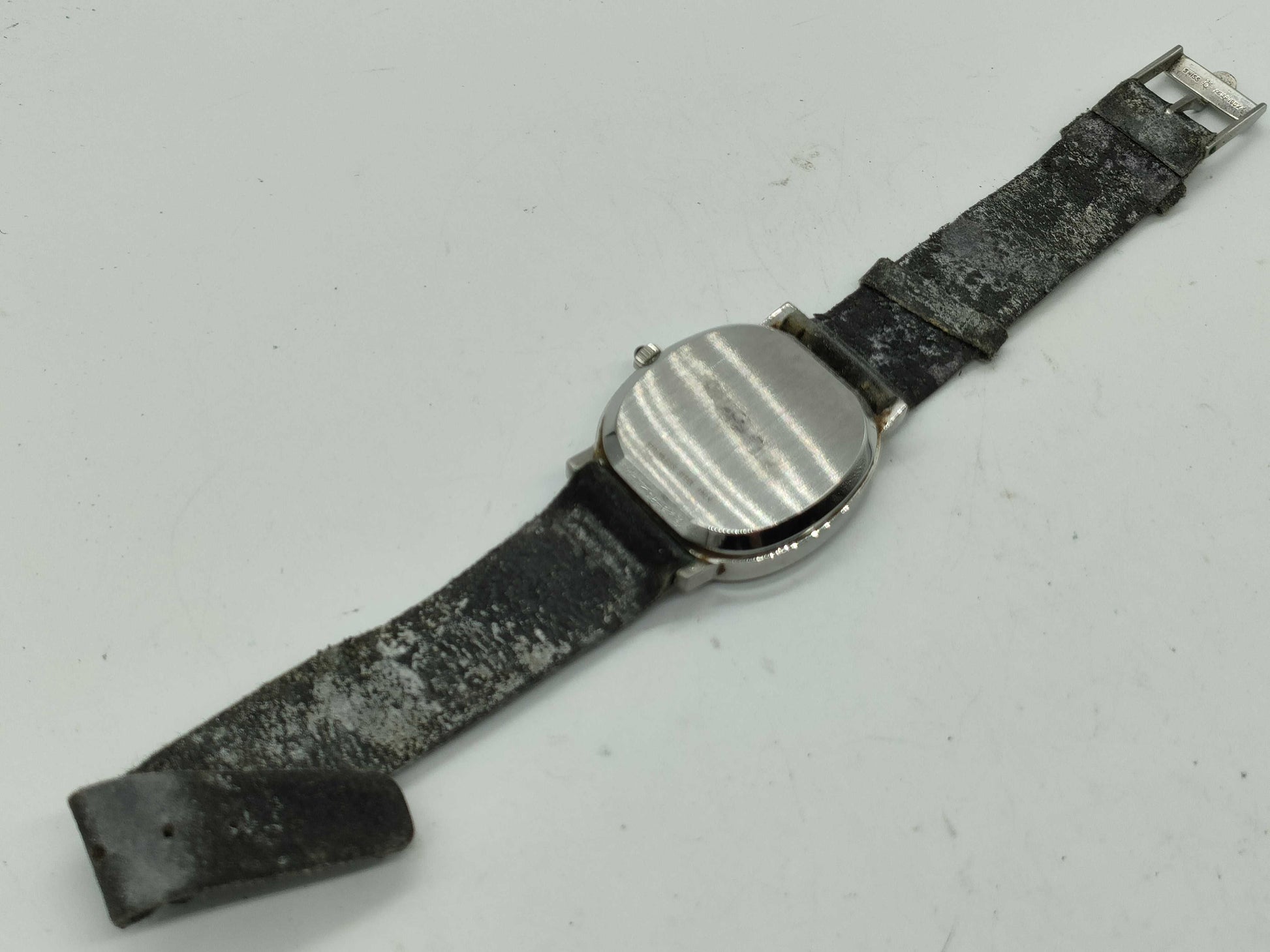 OMEGA Devil Date Men's Watch with Deteriorated Strap