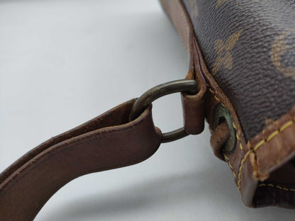 LOUIS VUITTON Monogram Noe GM Shoulder Bag