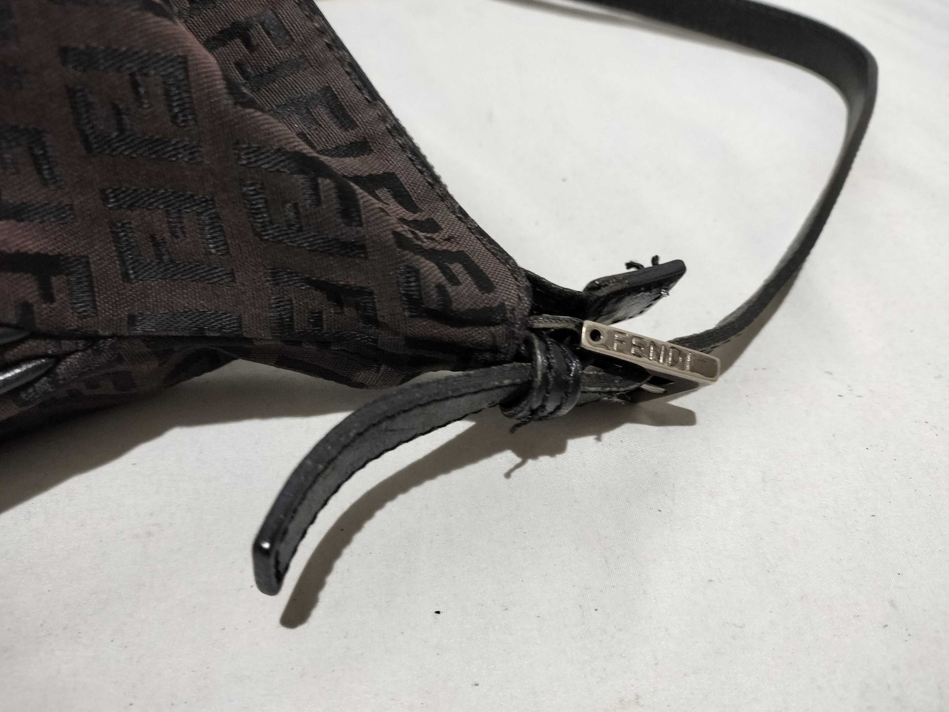 FENDI One Shoulder Back Shoulder Bag