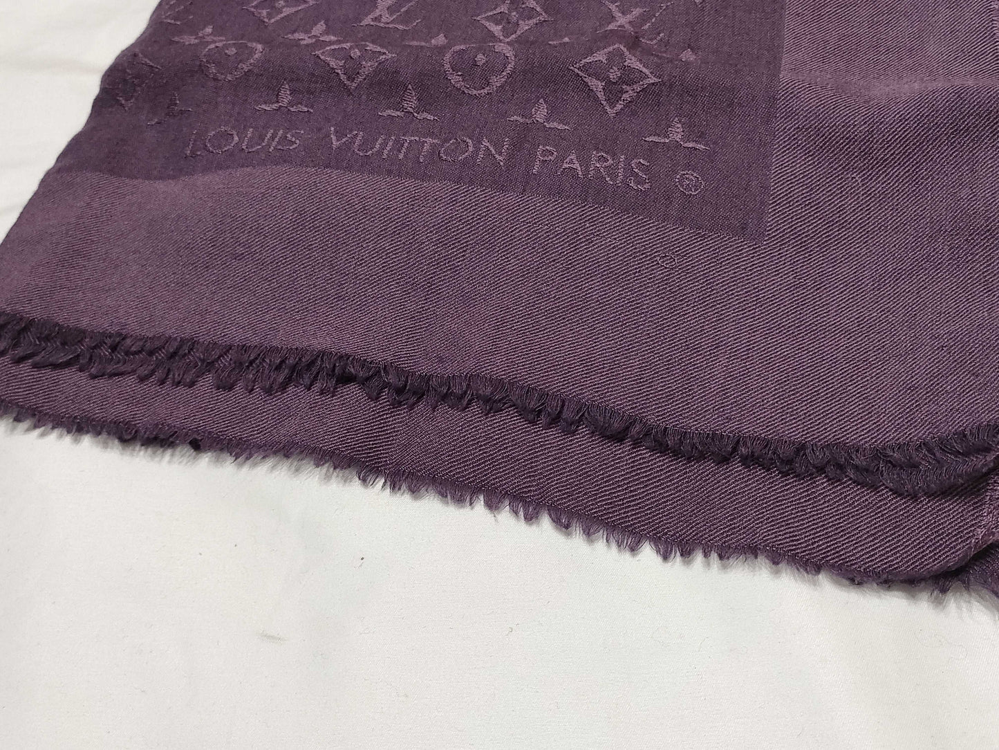 LOUIS VUITTON Monogram Large Format Stole No Tag Scarf