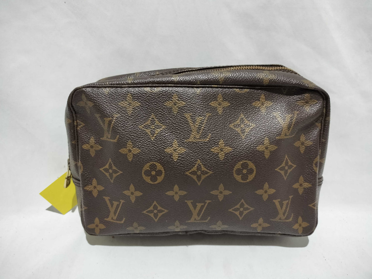LOUIS VUITTON Monogram True Toilette 23 Second Bag