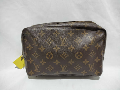 LOUIS VUITTON Monogram True Toilette 23 Second Bag