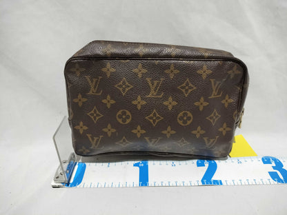 LOUIS VUITTON Monogram True Toilette 23 Second Bag