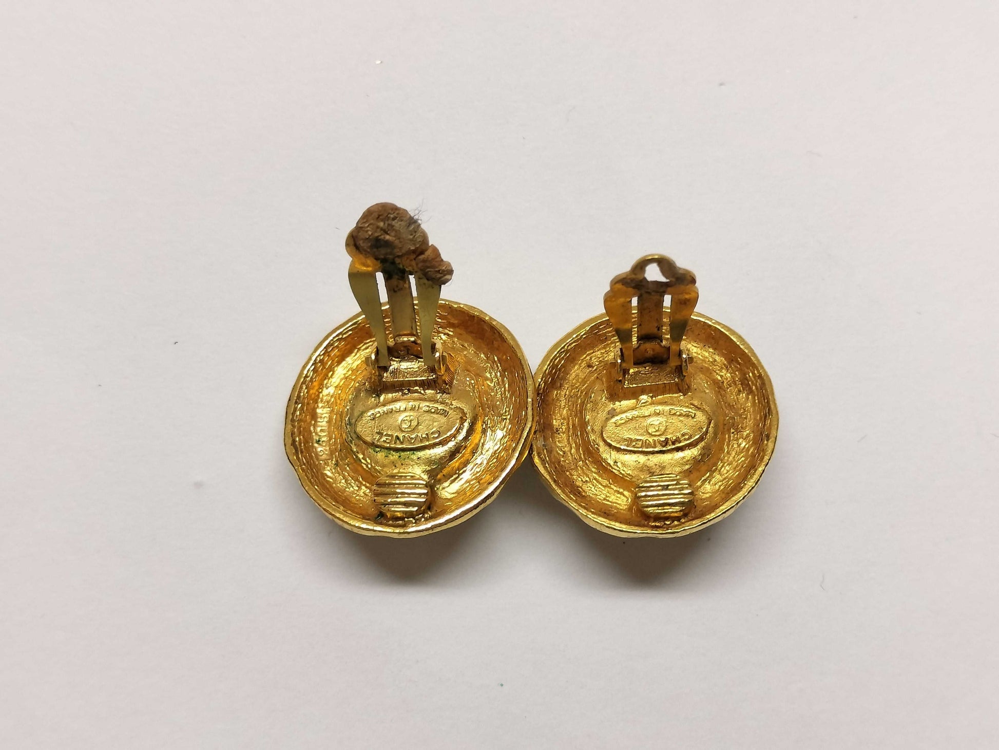 CHANEL Gold-Colored Faux Pearl Earring Set