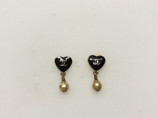 CHANEL 04A Coco Heart Earrings