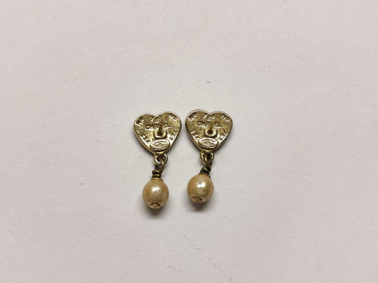CHANEL 04A Coco Heart Earrings
