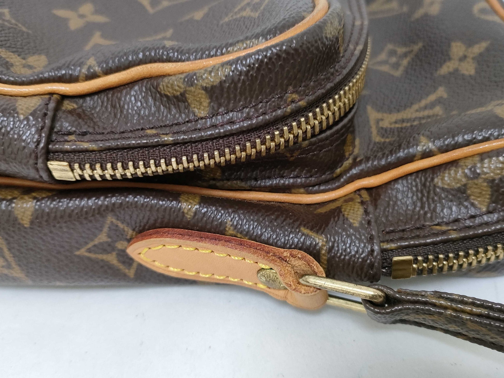 LOUIS VUITTON Monogram M45236 Amazon Shoulder Bag