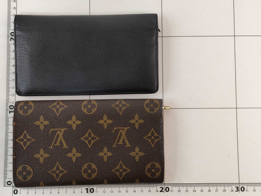 CHANEL Coco Mark Coco Bi-Fold Long Wallet and Other Wallets