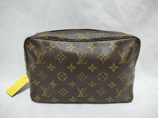 LOUIS VUITTON Monogram True Toilette 23 Second Bag