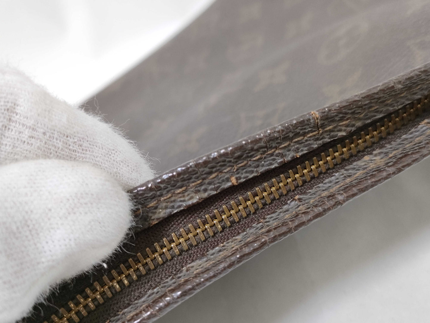 LOUIS VUITTON Monogram M47542 Posh Toilette Other Accessories