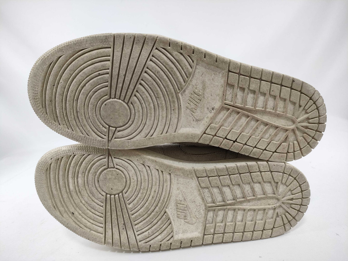 Air Jordan/FQ3055-100 Sneakers