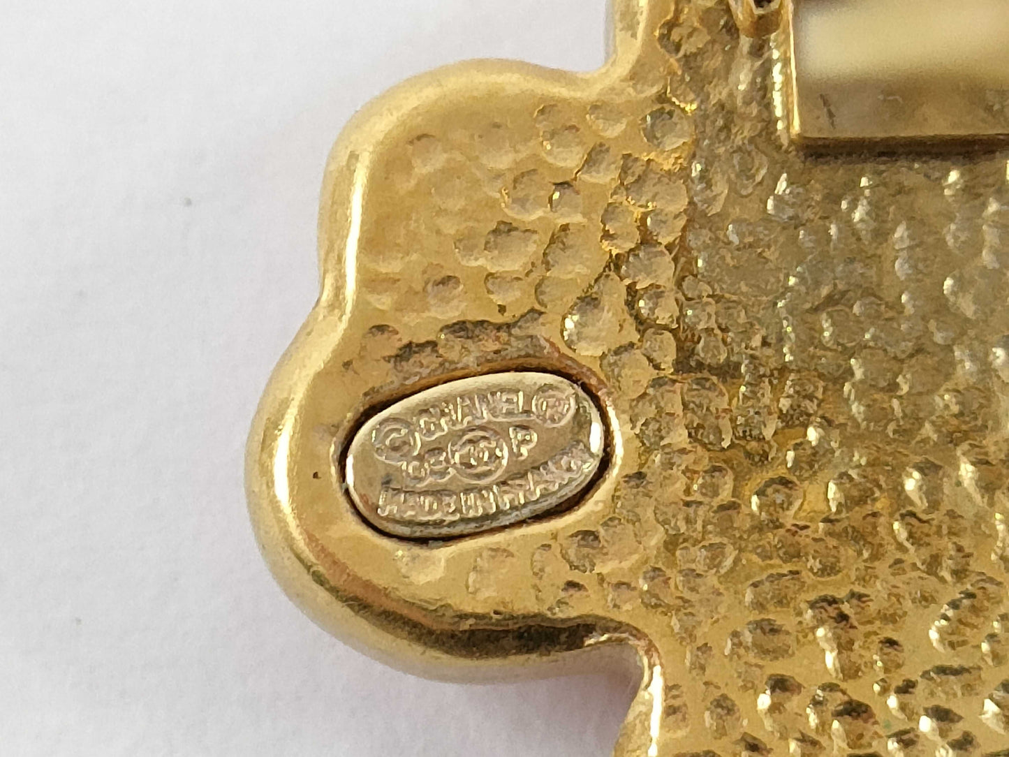 CHANEL Clover Earrings