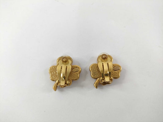 CHANEL Clover Earrings