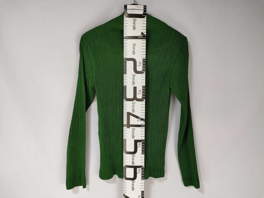 ISSEY MIYAKE Fet Turtleneck Green Top