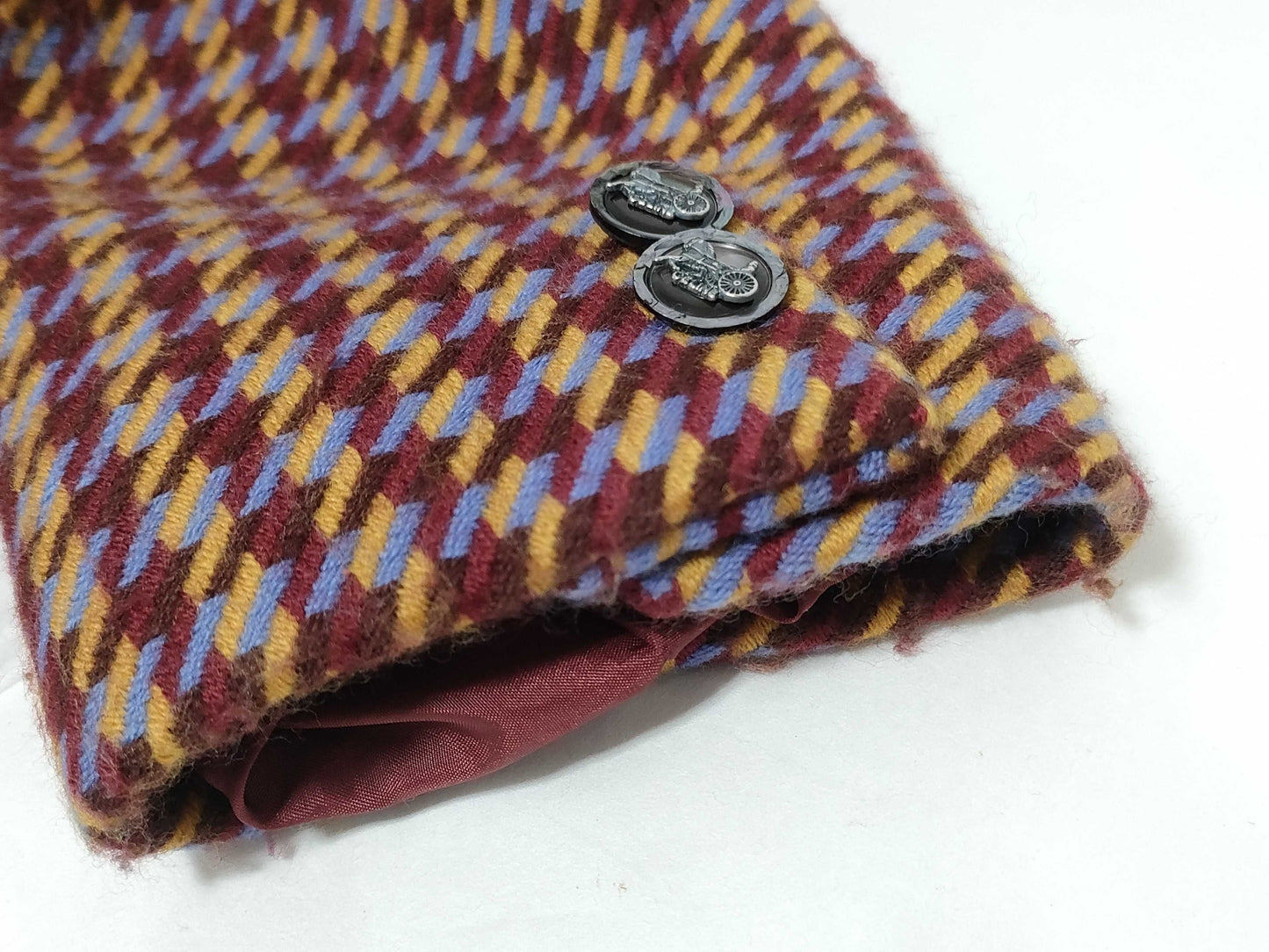 CELINE Houndstooth Wool Set with Sulky Motif Shell Buttons Other Apparel