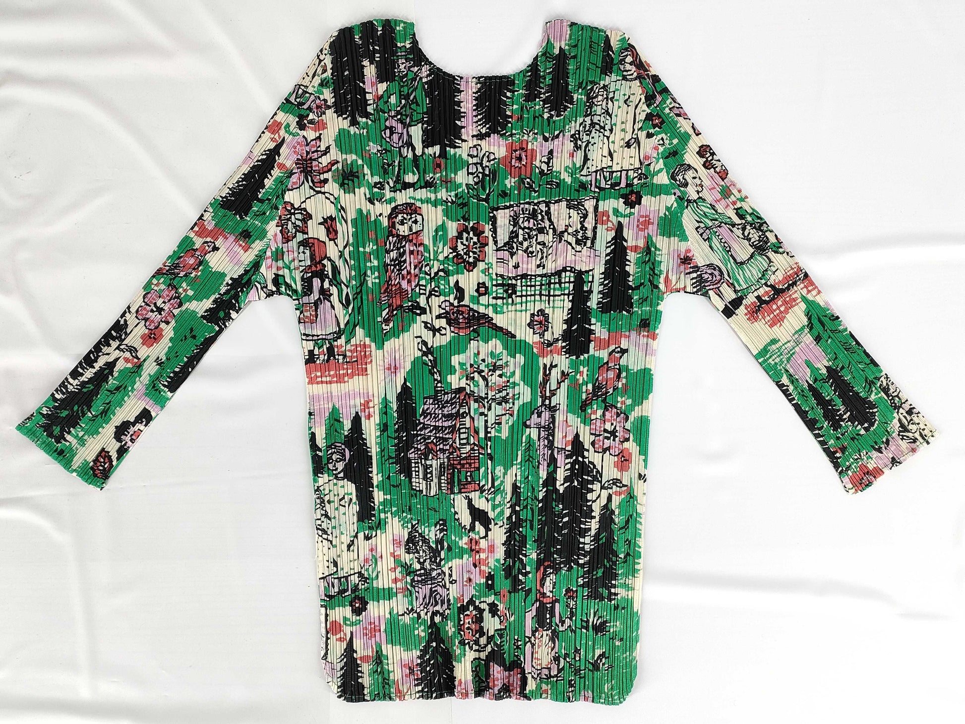 ISSEY MIYAKE Pleats Please/Animal Print Top