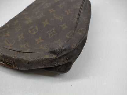 LOUIS VUITTON Monogram True Toilet Pouch