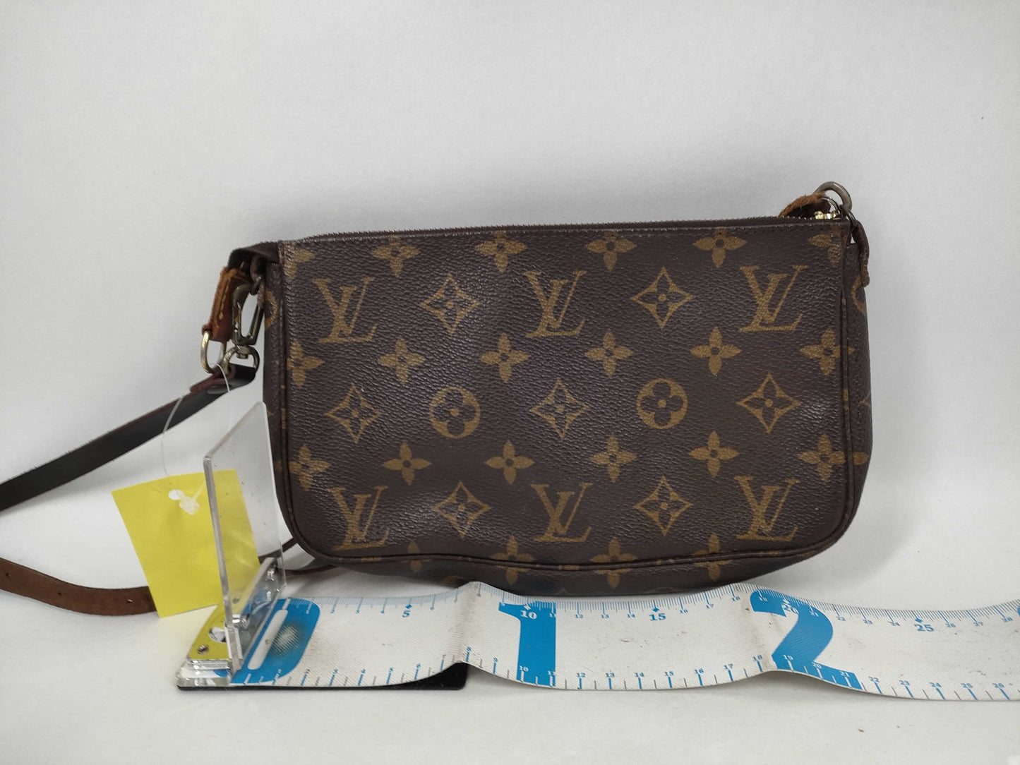 LOUIS VUITTON Monogram M40712 Pochette Accessoires Pouch