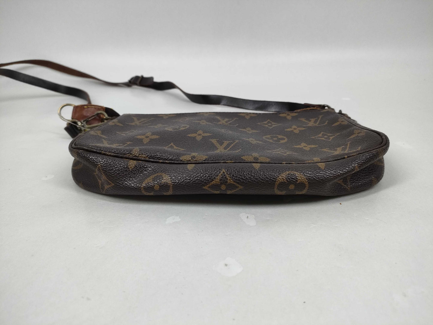 LOUIS VUITTON Monogram M40712 Pochette Accessoires Pouch