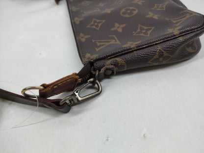LOUIS VUITTON Monogram M40712 Pochette Accessoires Pouch