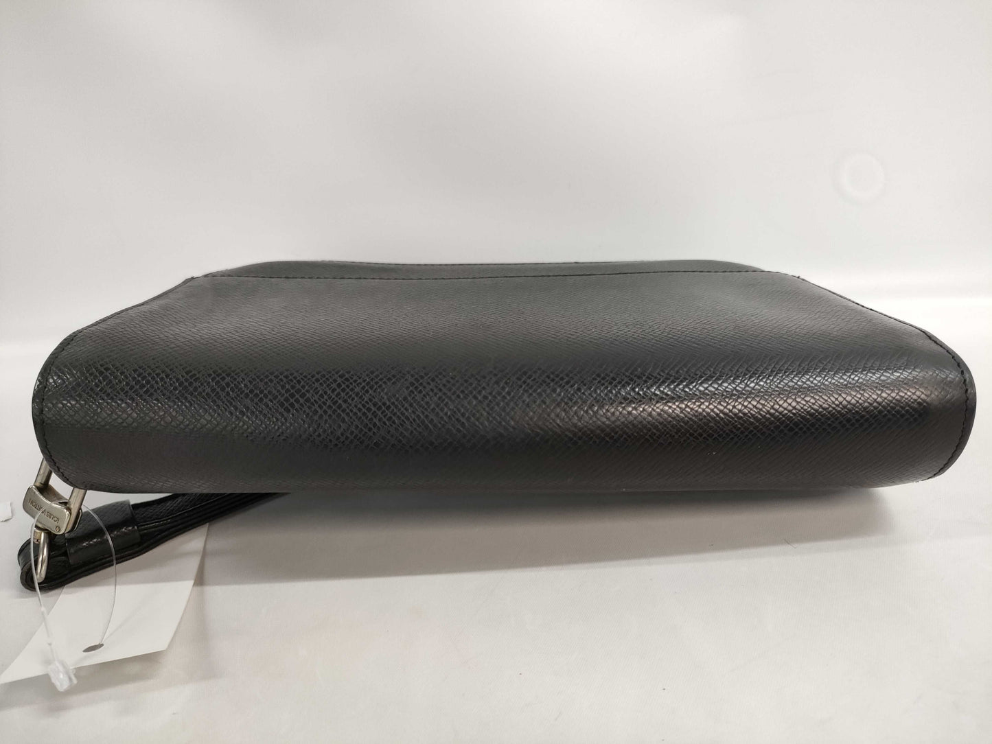 LOUIS VUITTON Taiga Baikal Second Bag