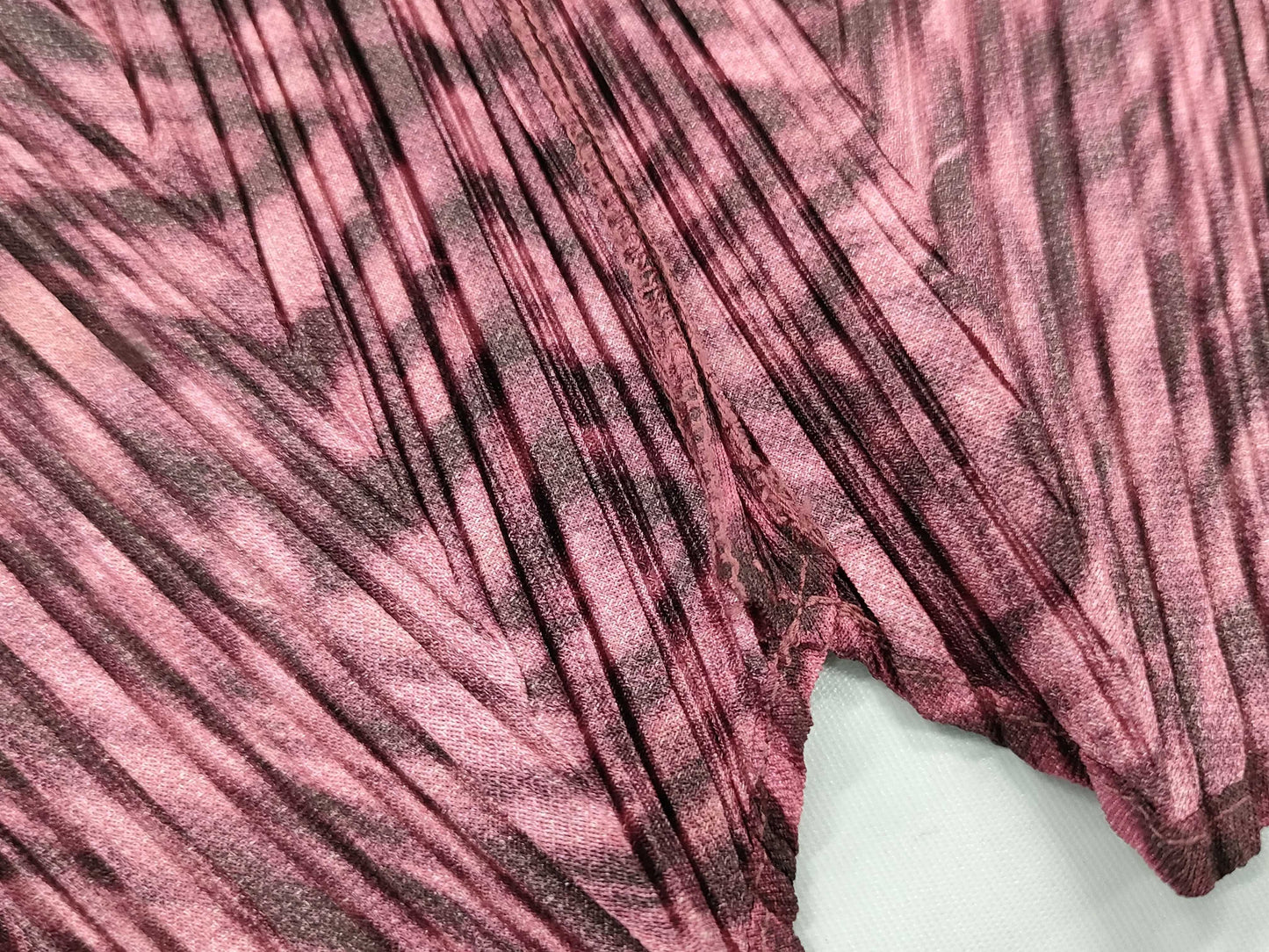 ISSEY MIYAKE skirt, pink pattern, pleats please skirt